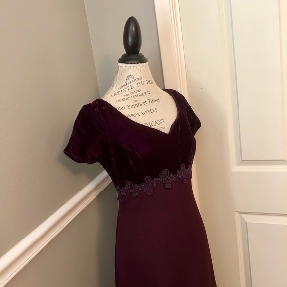 Alfred Angelo Dresses & Skirts - NWT DARK PLUM VELVET POLYESTER FORMAL GOWN
